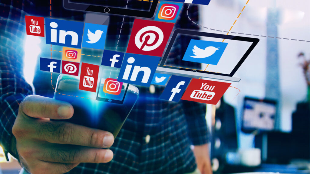 Redes sociales y dispositivos
